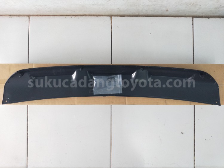 PZ0350K080 UNDER GUARD FR SPOIL - TOYOTA