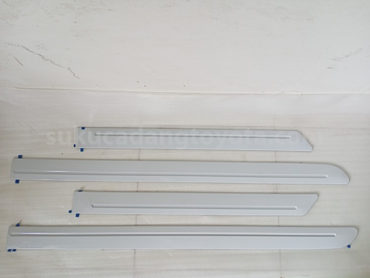 PZ047BZ001 SIDE BODY,MOULDING - TOYOTA
