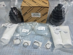 044270K023 BOOT KIT, FR DRIVE S - TOYOTA