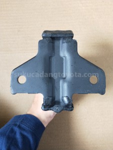 123610L010 INSULATOR, ENGINE MO - TOYOTA