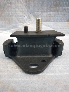 1236130090 INSULATOR, ENGINE - TOYOTA
