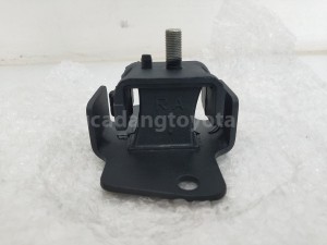 12361BZ132 INSULATOR E/G MTG RH - TOYOTA