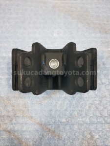 123710C072 INSULATOR, ENGINE MO - TOYOTA