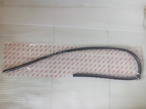 62311BZ060 WEATHERSTRIP,FR,RH - TOYOTA