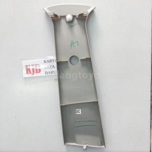 62411BZ190B0 GARNISH CTR PLR UP R - TOYOTA
