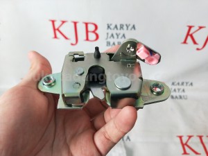 657800K010 LOCK ASSY, TAIL GATE - TOYOTA