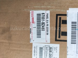 67001BZ460 PANEL S/A FR DOOR RH - TOYOTA