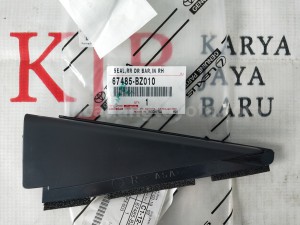 67485BZ010 SEAL,RR DR BAR,IN RH - TOYOTA