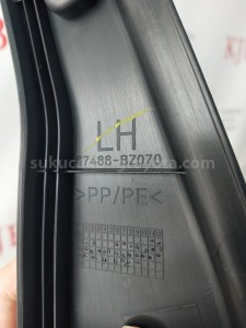 67488BZ070 SEAL RR DOOR GUIDE L - TOYOTA