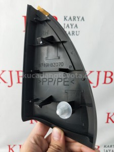 67491BZ070 GARNISH,FR BRCT,RH - TOYOTA
