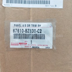 67610BZ830C2 PANEL A/S DR TRIM RH - TOYOTA