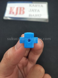 67771B2100 RETAINER, DOOR TRIM - TOYOTA