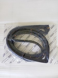 67871BZ190 WEATHERSTRIP RRDR RH - TOYOTA