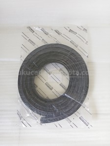67881BZ150 WEATHERSTRIP B/DOOR - TOYOTA