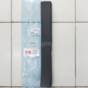 67914BZ140B0 PLATE FR DR SCUFF LH - TOYOTA