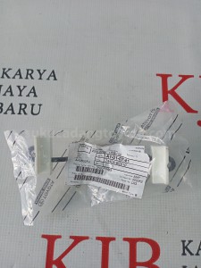 74404BZ010 CLAMP S/A,BATTERY - TOYOTA