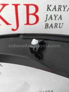 75601BZ130 MOLDING SUB-ASSY, FR FENDER, RH - TOYOTA