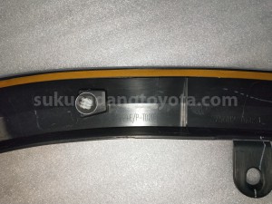 756020K051 MOULDING SA FENDER L - TOYOTA