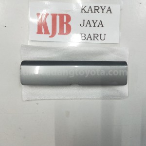 75631BZ020 LID, RF SIDE GAR 1 RH - TOYOTA