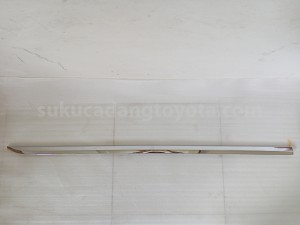 75731BZ130 MOULDING,FR DOOR RH - TOYOTA