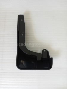 76621BZ030 MUDGUARD,FR FNDER,RH - TOYOTA