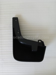 76621BZ090 MUDGUARD,FR FDR,RH - TOYOTA