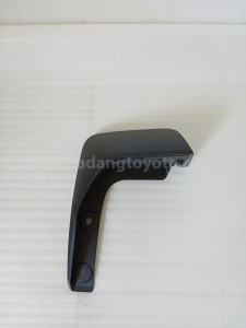 76625BZ050 MUDGUARD,QTR PNL,RH - TOYOTA