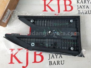 76804BZ050 GARNISH SA,BCKDR LH - TOYOTA