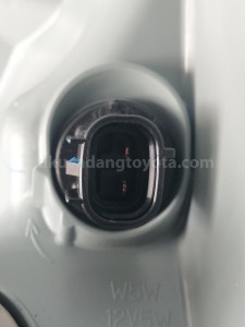 811100D530 HEADLAMP ASSY, RH - TOYOTA