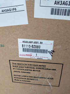 81110BZ880 HEADLAMP ASSY, RH - TOYOTA