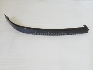 81116BZ020 RIM, HEADLAMP, RH - TOYOTA