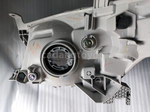 811300K180 UNIT ASSY, HEADLAMP, - TOYOTA