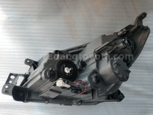 81130BZ200 HOUSING AS H/LAMP RH - TOYOTA