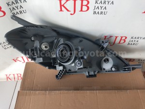 811500K130 HEADLAMP ASSY, LH - TOYOTA