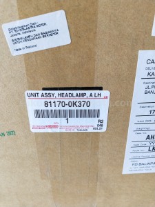 811700K370 UNIT ASSY, HEADLAMP, - TOYOTA