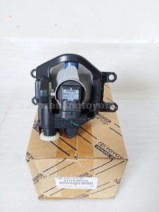812100D110 LAMP ASSY, FOG, RH - TOYOTA