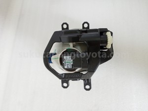 812200K130 LAMP ASSY, FOG LH - TOYOTA