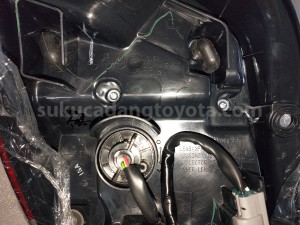 81550BZ461 LAMP A/S RR COMBI RH - TOYOTA