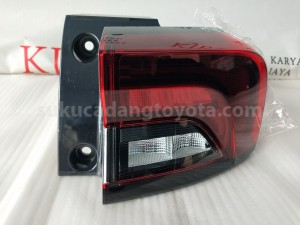 81551BZ460 LENS&BODY RR COMBI R - TOYOTA