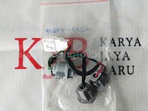 815550K210 SOCKET&WIRE RR COM R - TOYOTA