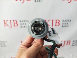 815550K210 SOCKET&WIRE RR COM R - TOYOTA