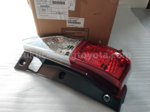 815610K240 LENS&BODY RR COMBI L - TOYOTA