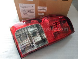 815610K261 LENS & BODY, RR COMB - TOYOTA