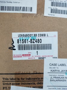 81561BZ480 LENS&BODY RR COMBI L - TOYOTA
