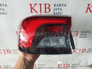 81561BZ480 LENS&BODY RR COMBI L - TOYOTA