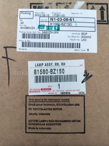 81580BZ150 LAMP ASSY, RR, RH - TOYOTA