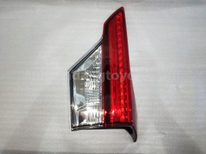 81581BZ040 LENS&BODY RR LAMP RH - TOYOTA
