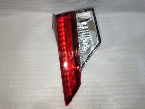 81581BZ040 LENS&BODY RR LAMP RH - TOYOTA