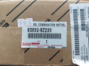 83852BZ220 GLASS, COMBINATION METER - TOYOTA