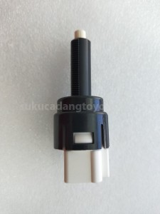 84340BZ010 SWITCH A/S,STOP LAMP - TOYOTA